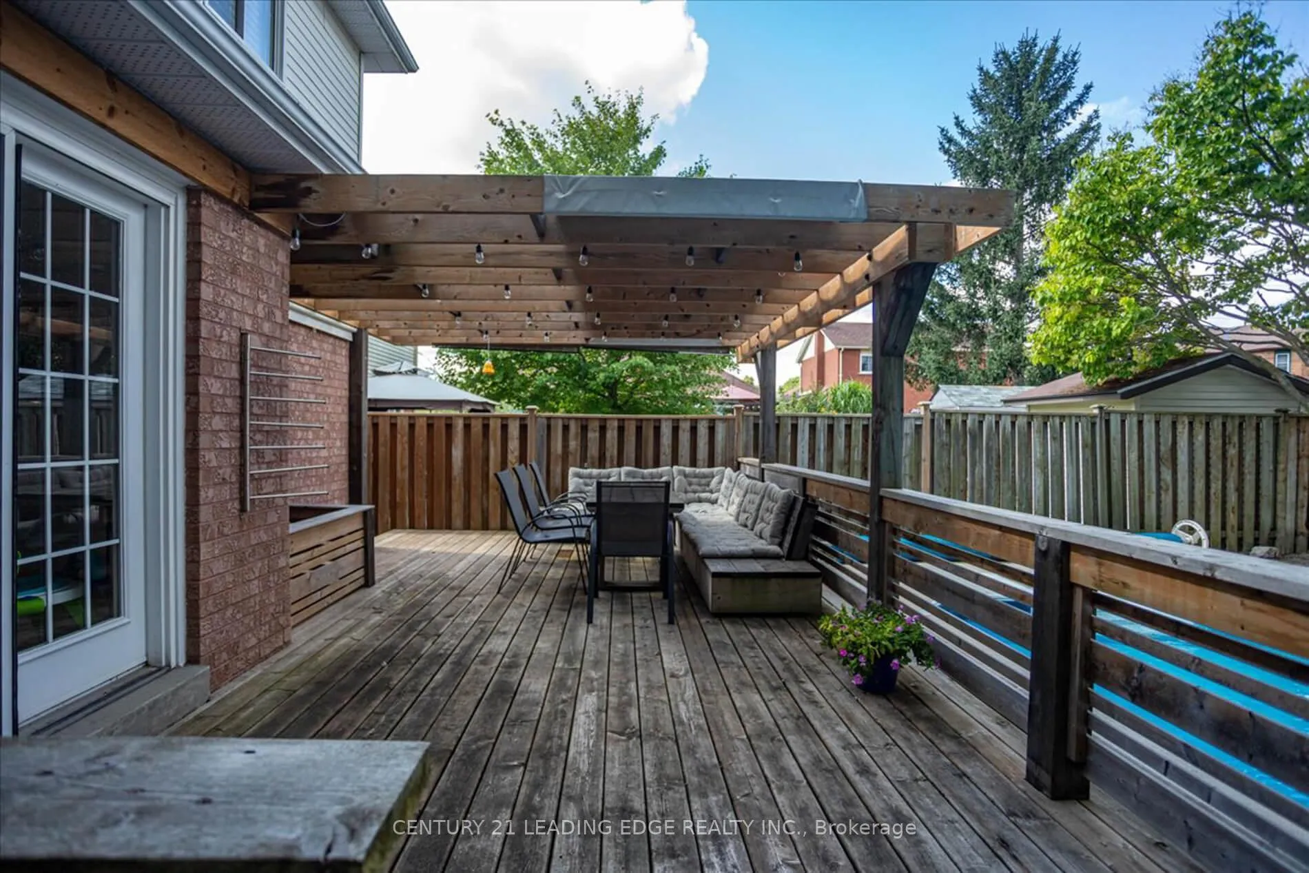 Photo 35 of 13 Gordon Court, Barrie, West Bayfield — HOMEH