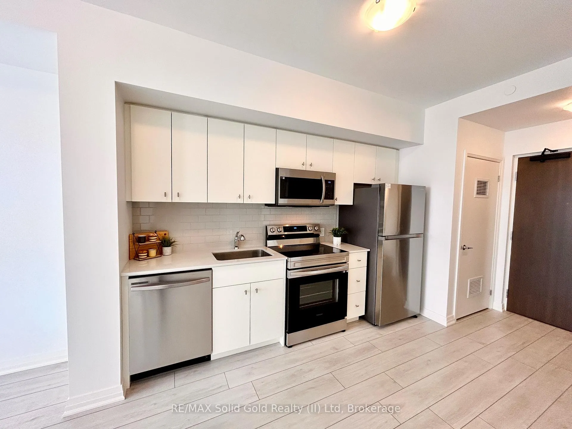 Photo 12 of Unit 610, 101 Golden Eagle Road, Waterloo — HOMEH