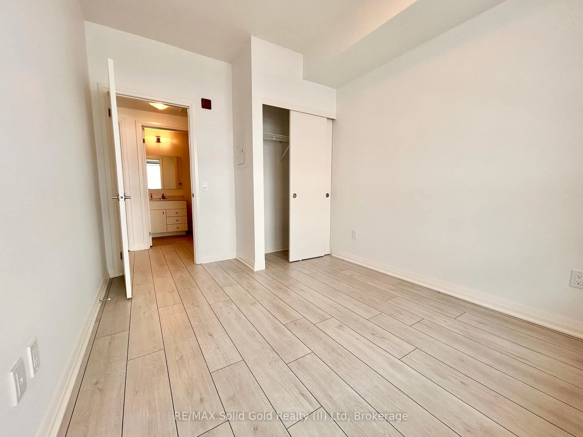 Photo 16 of Unit 610, 101 Golden Eagle Road, Waterloo — HOMEH