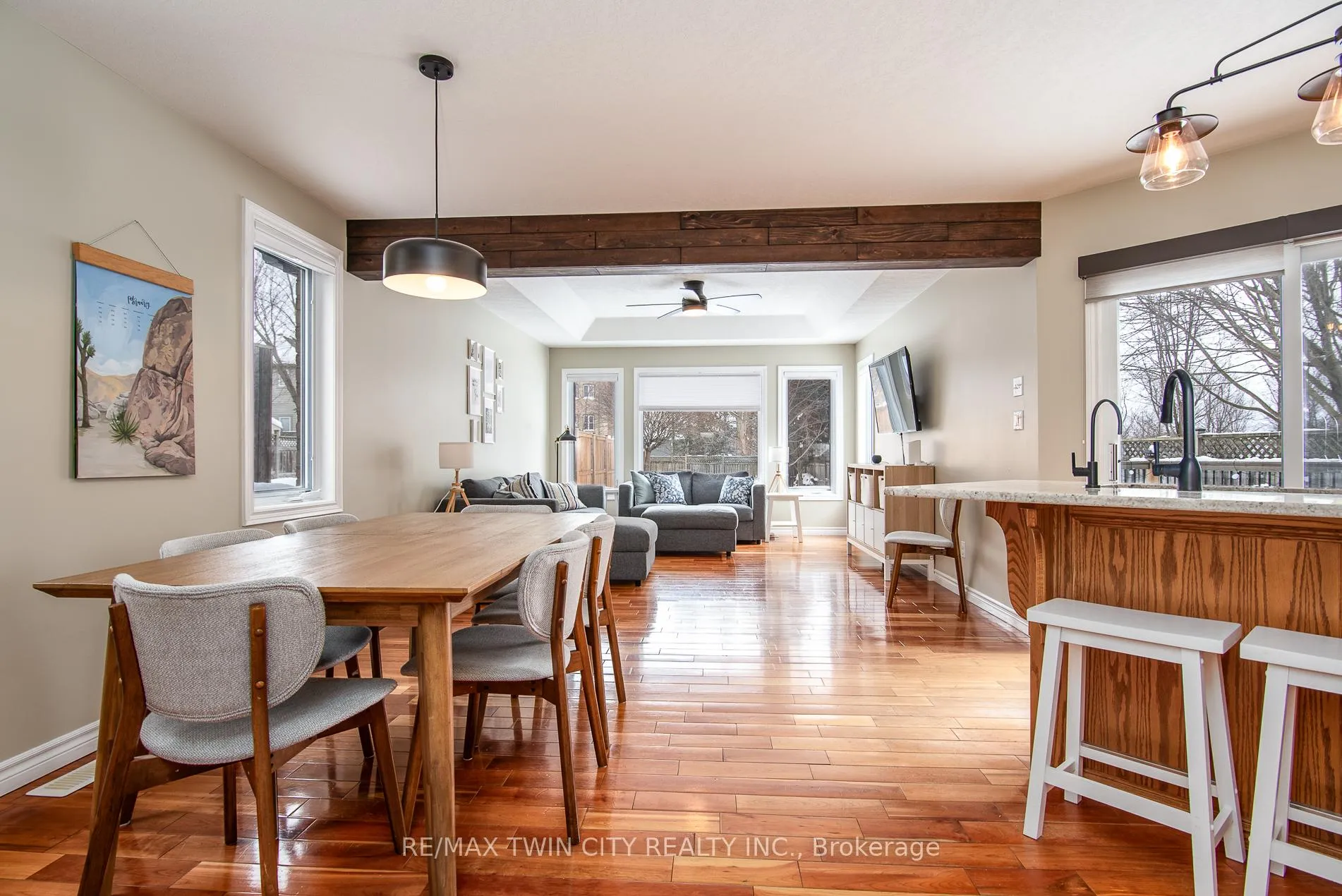 Photo 6 of 37 Duke Street, Waterloo — HOMEH