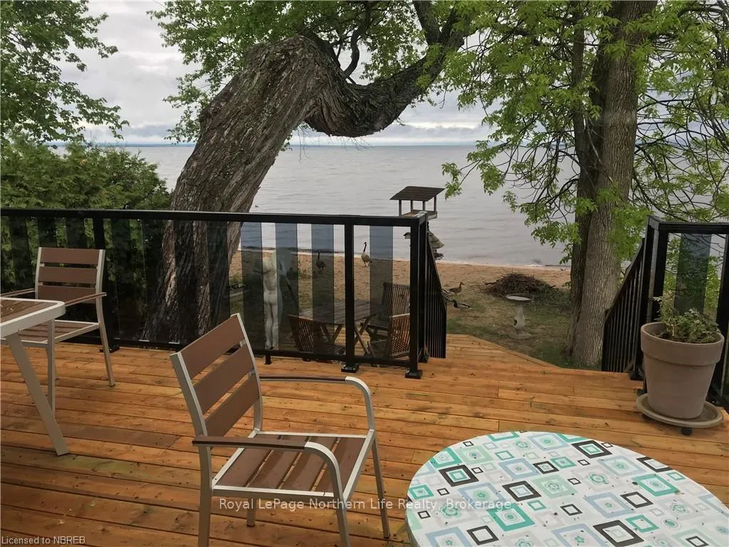 Photo 9 of 581 Banner Avenue, North Bay, Ferris — HOMEH