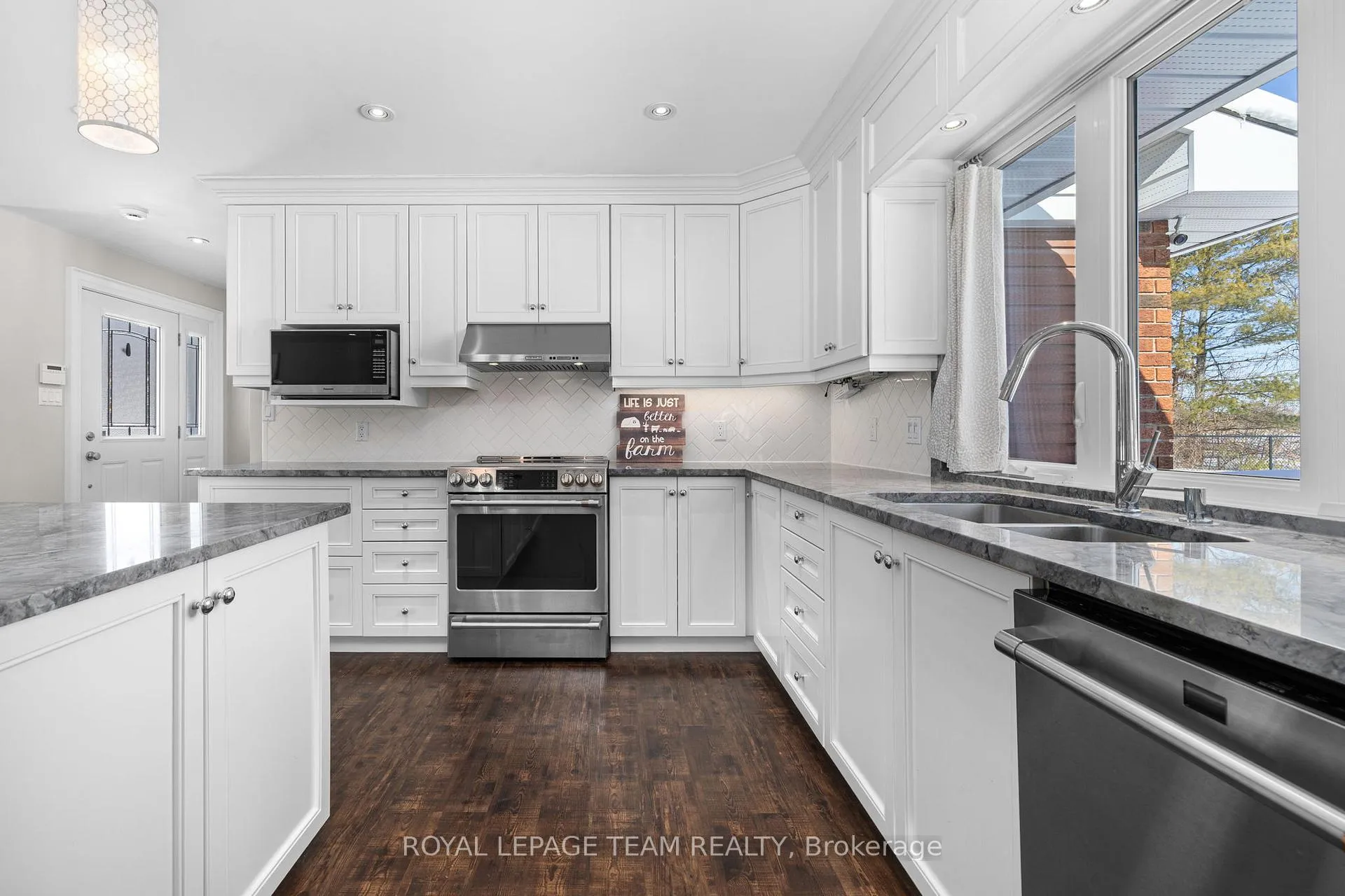 Photo 9 of 1667 River Road, Ottawa, Manotick East to Manotick Station — HOMEH