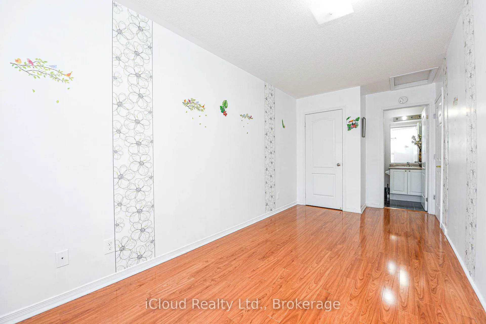 Photo 20 of 103 Cedar Lake Crescent, Brampton, Bram West — HOMEH