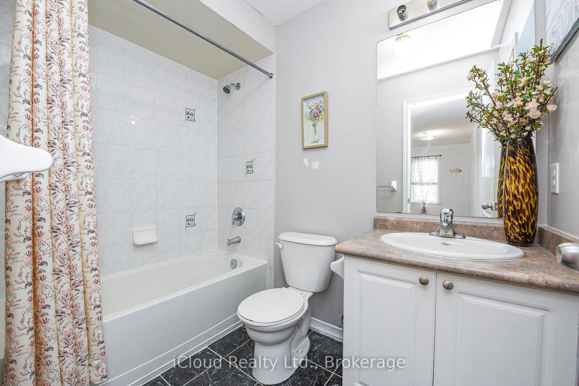Photo 22 of 103 Cedar Lake Crescent, Brampton, Bram West — HOMEH