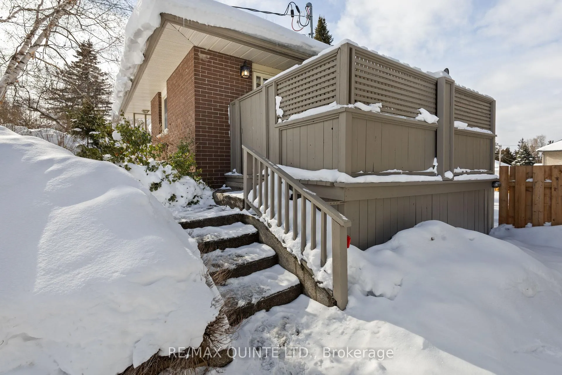 Photo 8 of 20 Prospect Avenue, Prince Edward County, Picton Ward — HOMEH
