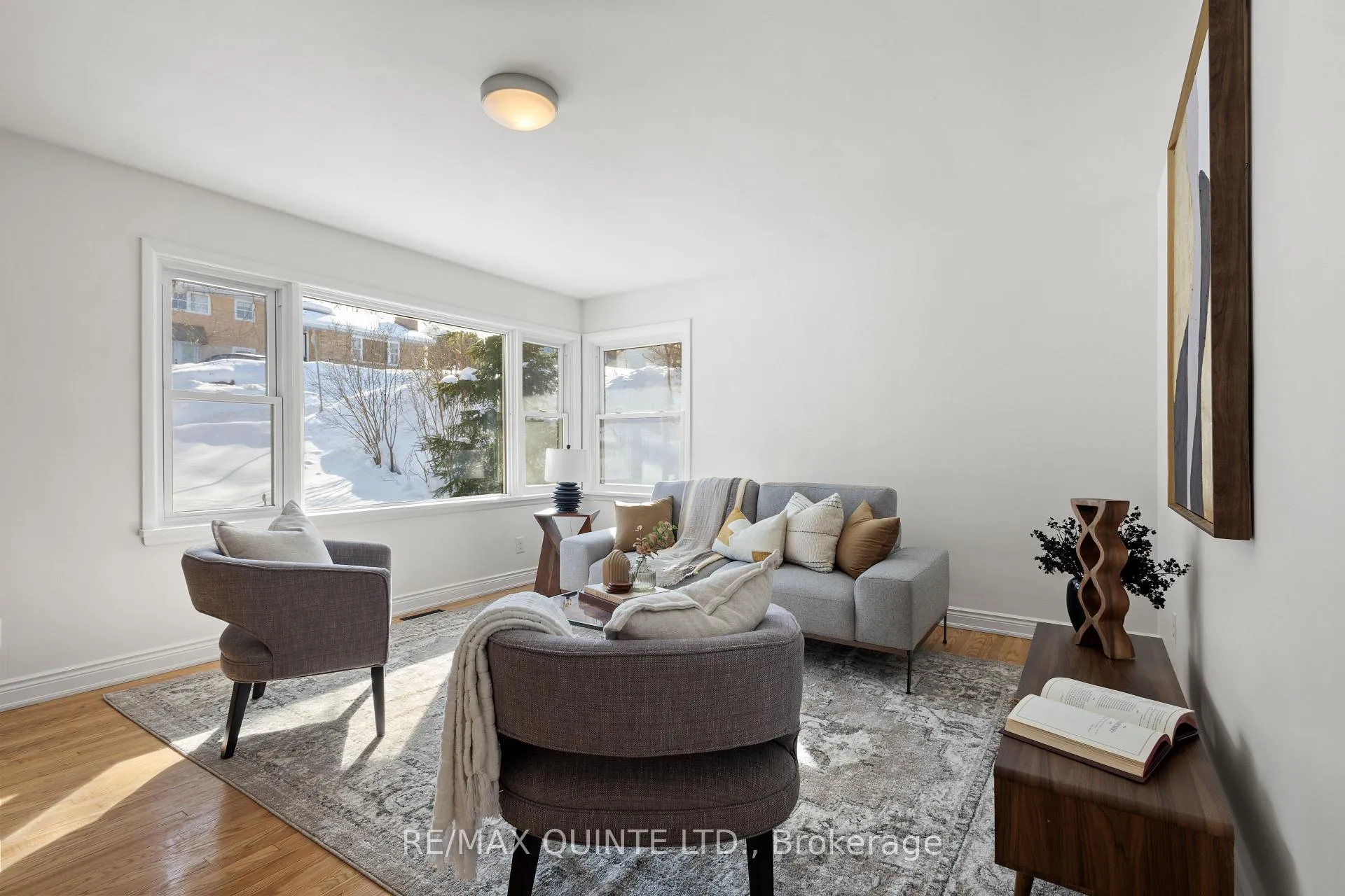 Photo 14 of 20 Prospect Avenue, Prince Edward County, Picton Ward — HOMEH