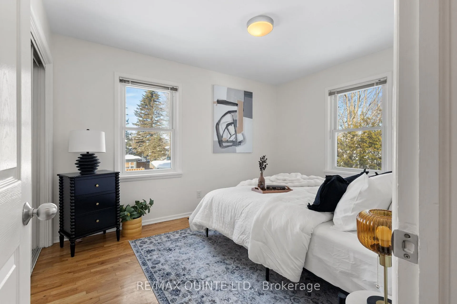 Photo 21 of 20 Prospect Avenue, Prince Edward County, Picton Ward — HOMEH