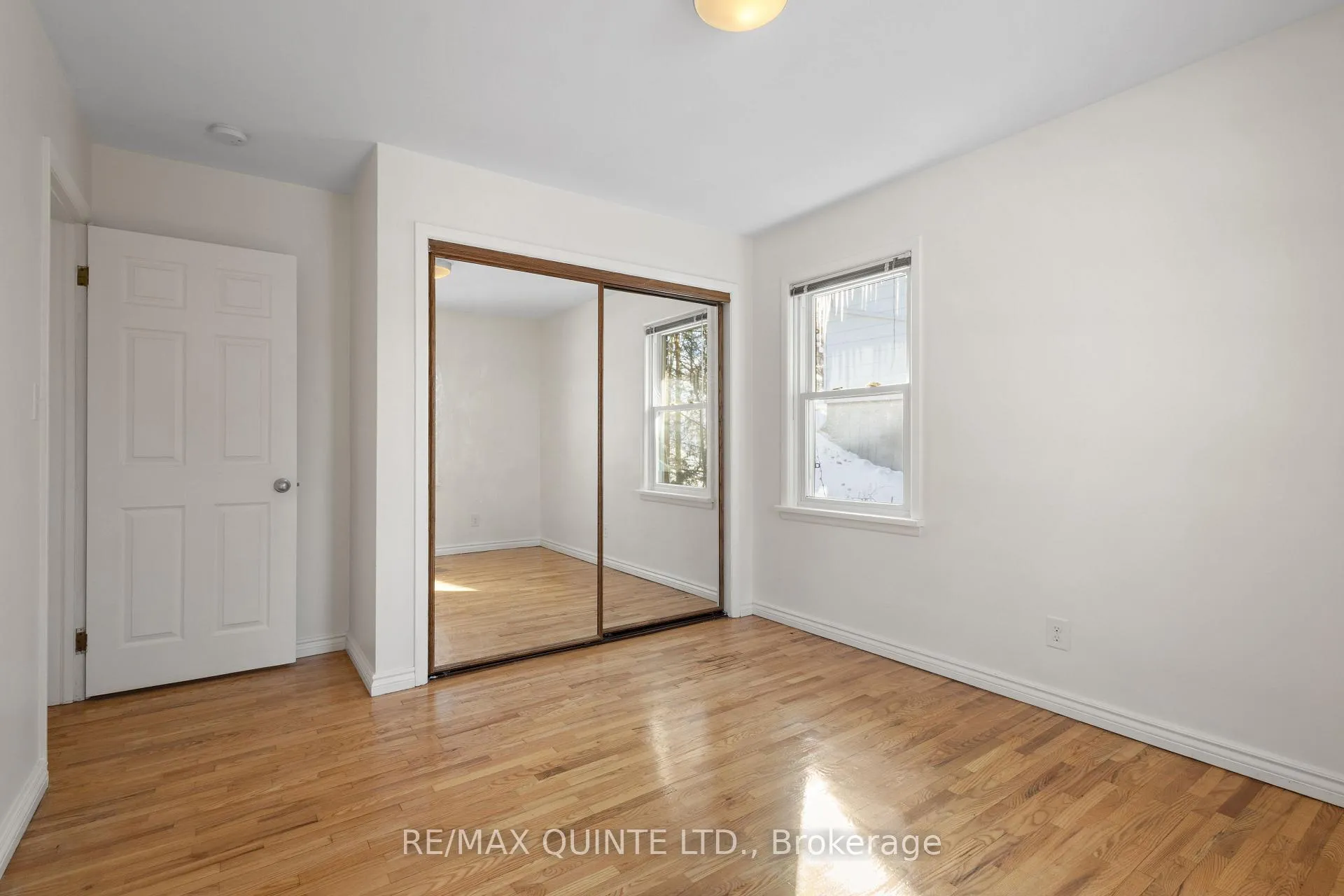 Photo 25 of 20 Prospect Avenue, Prince Edward County, Picton Ward — HOMEH