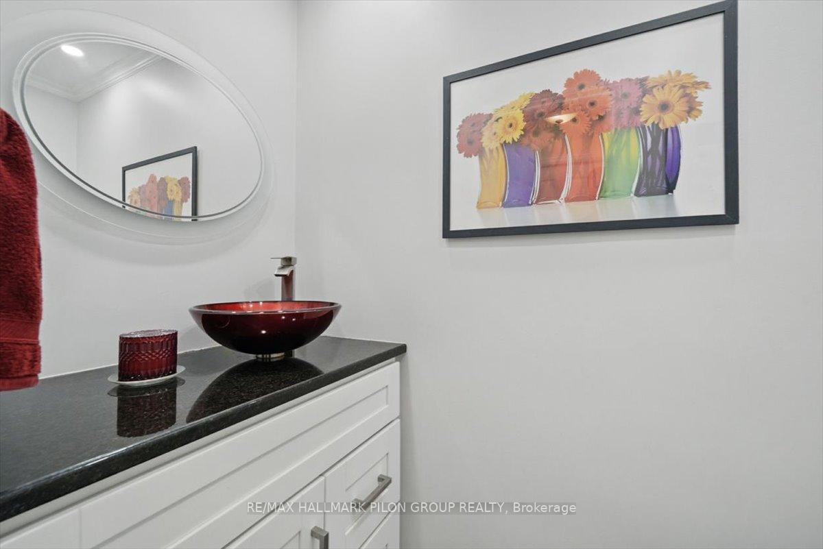 Photo 17 of 54 Fardon Way, Ottawa, Hunt Club Park — HOMEH