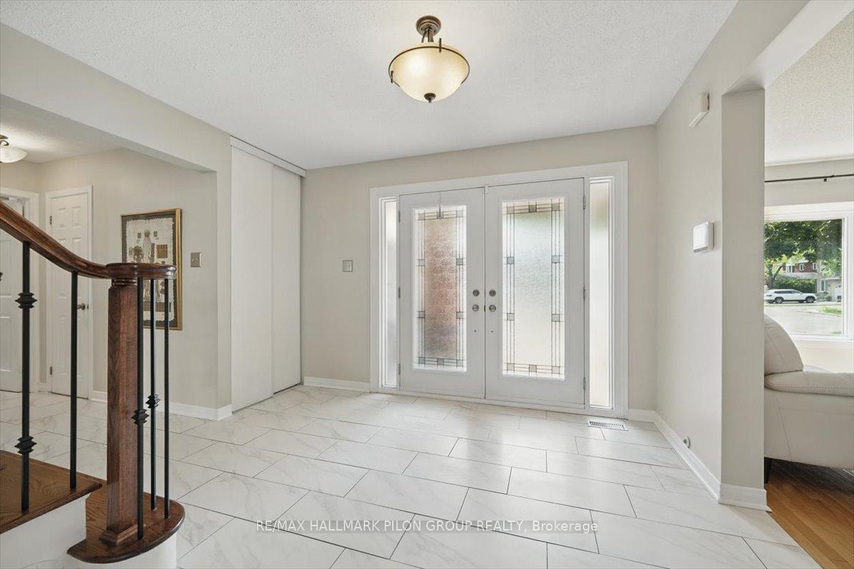 Photo 18 of 54 Fardon Way, Ottawa, Hunt Club Park — HOMEH