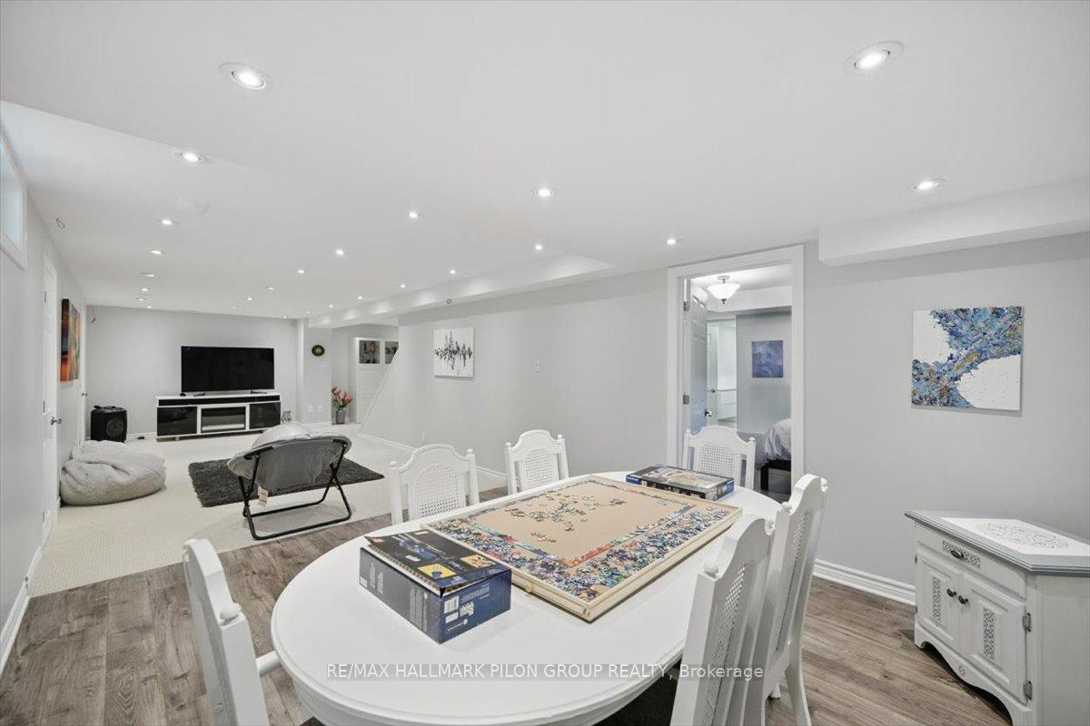 Photo 26 of 54 Fardon Way, Ottawa, Hunt Club Park — HOMEH