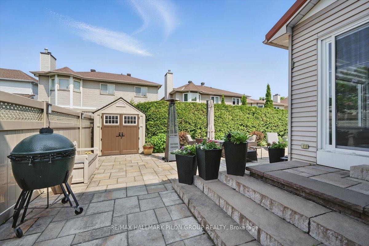 Photo 32 of 54 Fardon Way, Ottawa, Hunt Club Park — HOMEH