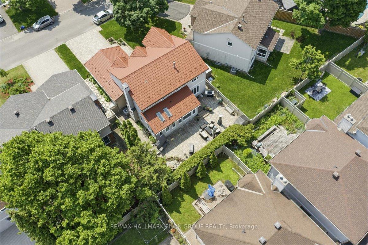 Photo 33 of 54 Fardon Way, Ottawa, Hunt Club Park — HOMEH