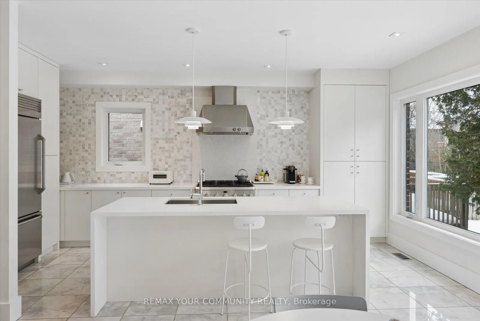 Photo 11 of 498 Melrose Avenue, Toronto, Bedford Park-Nortown — HOMEH