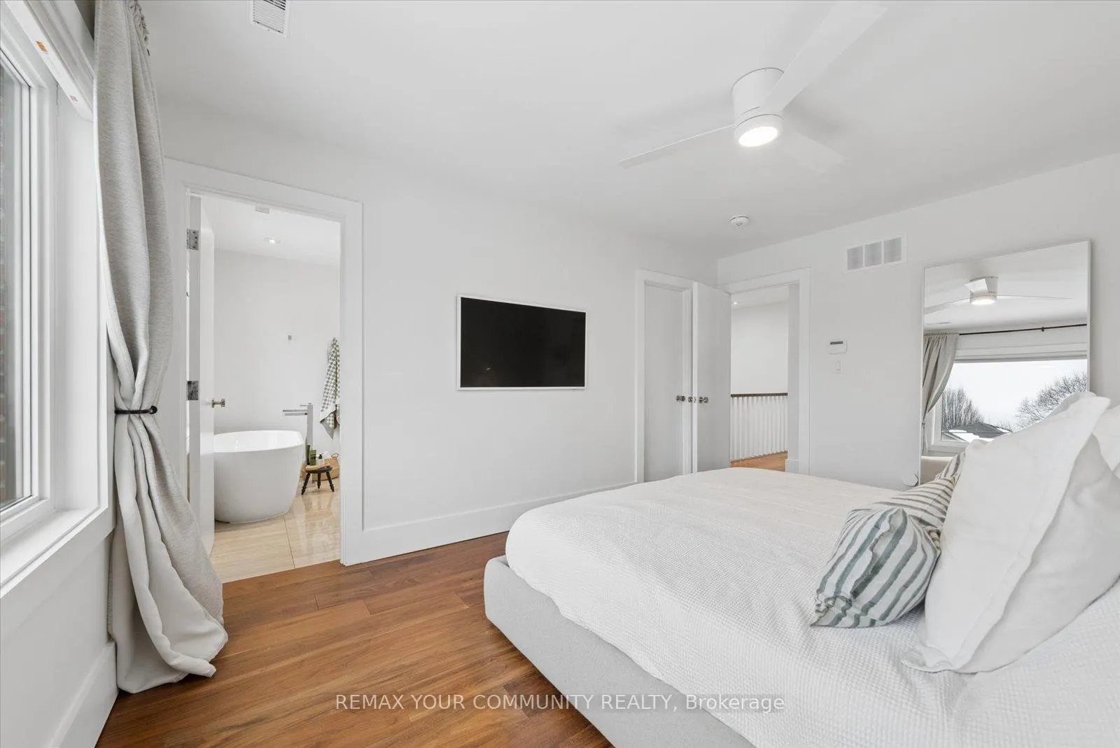 Photo 21 of 498 Melrose Avenue, Toronto, Bedford Park-Nortown — HOMEH