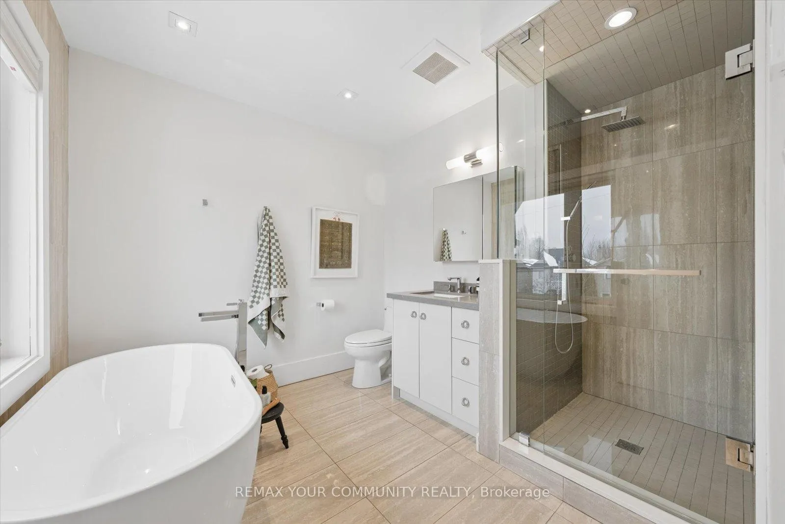 Photo 22 of 498 Melrose Avenue, Toronto, Bedford Park-Nortown — HOMEH