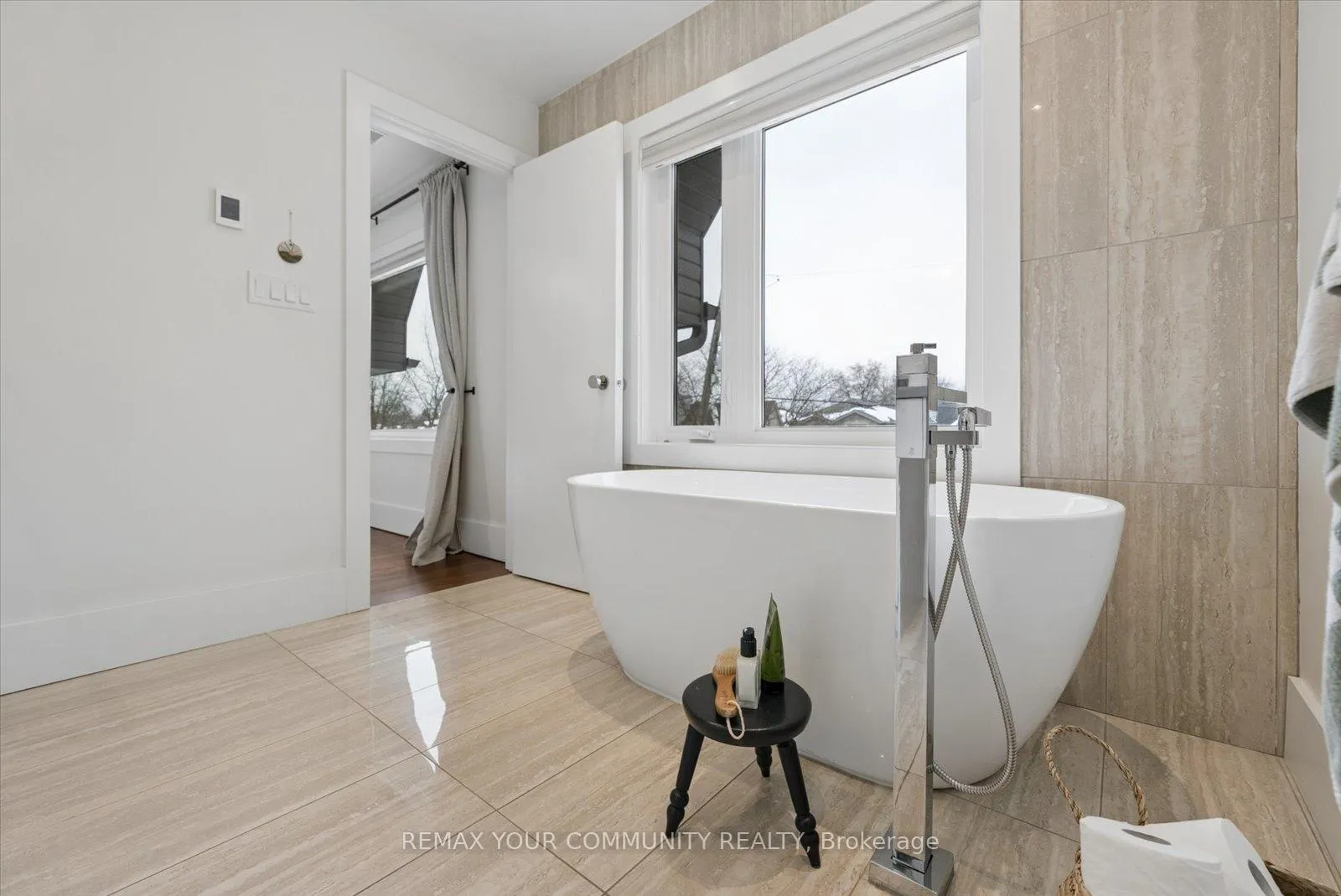 Photo 23 of 498 Melrose Avenue, Toronto, Bedford Park-Nortown — HOMEH