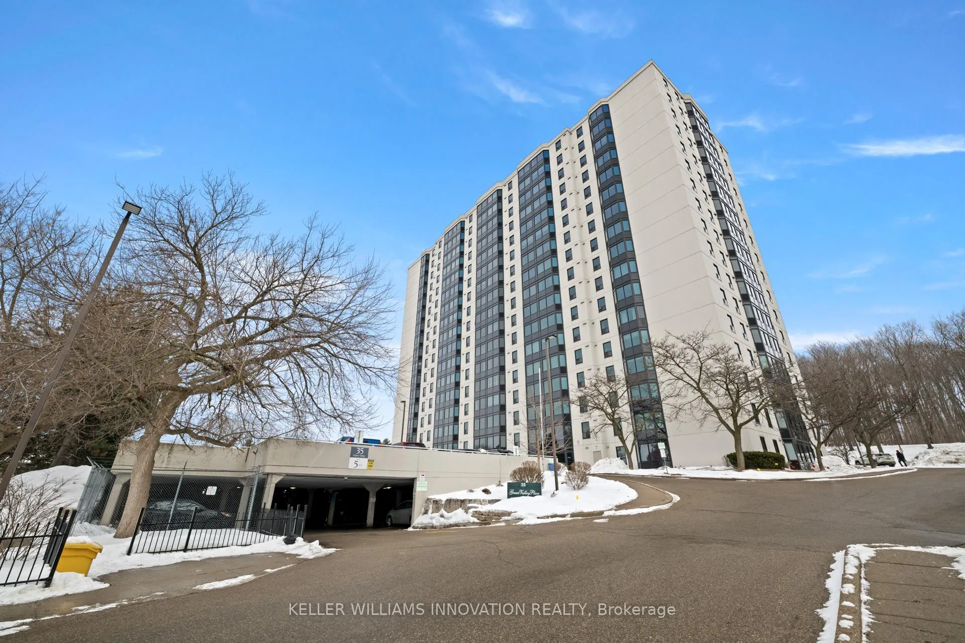 Photo 2 of Unit 204, 35 Green Valley Drive, Waterloo — HOMEH