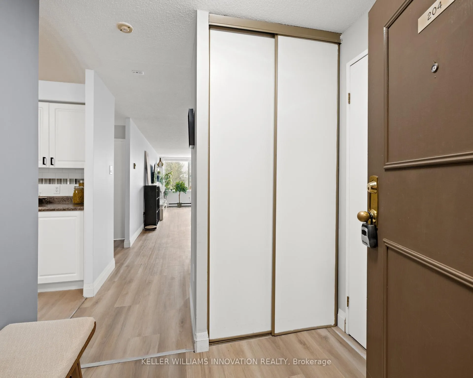 Photo 4 of Unit 204, 35 Green Valley Drive, Waterloo — HOMEH