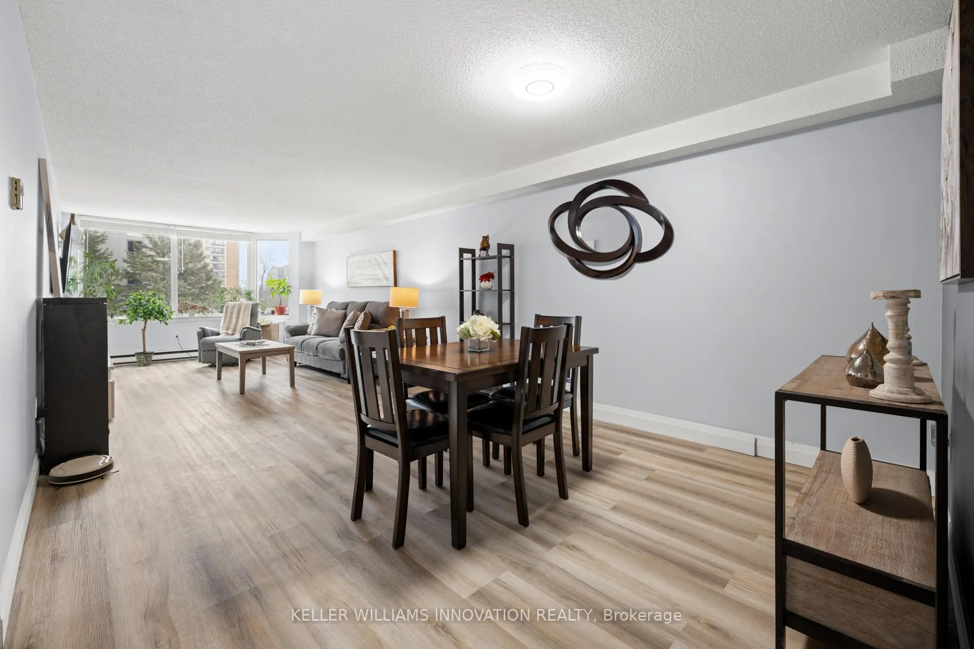 Photo 8 of Unit 204, 35 Green Valley Drive, Waterloo — HOMEH
