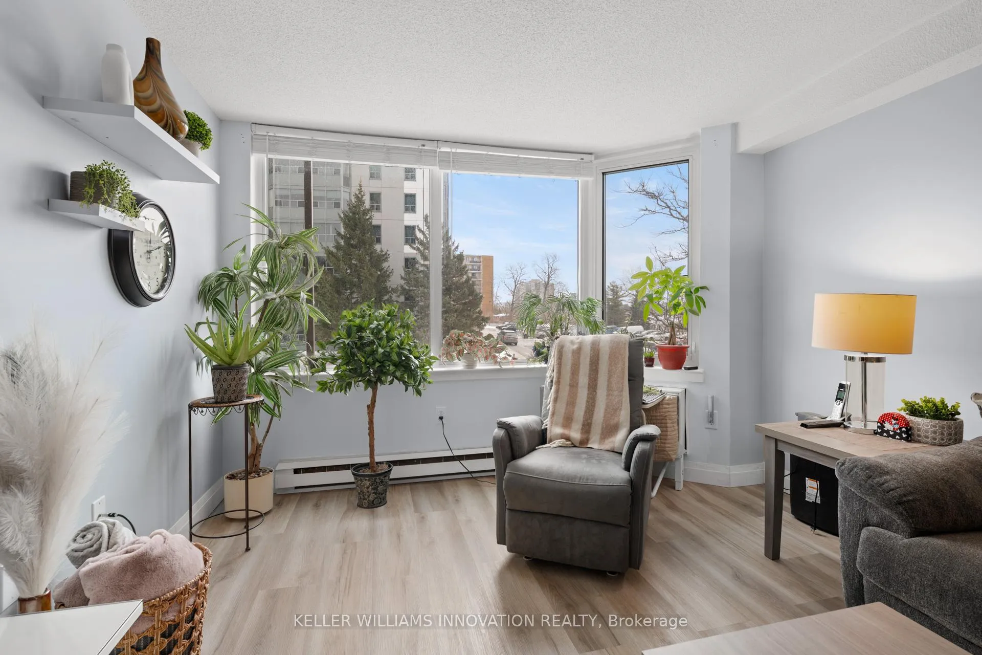 Photo 10 of Unit 204, 35 Green Valley Drive, Waterloo — HOMEH