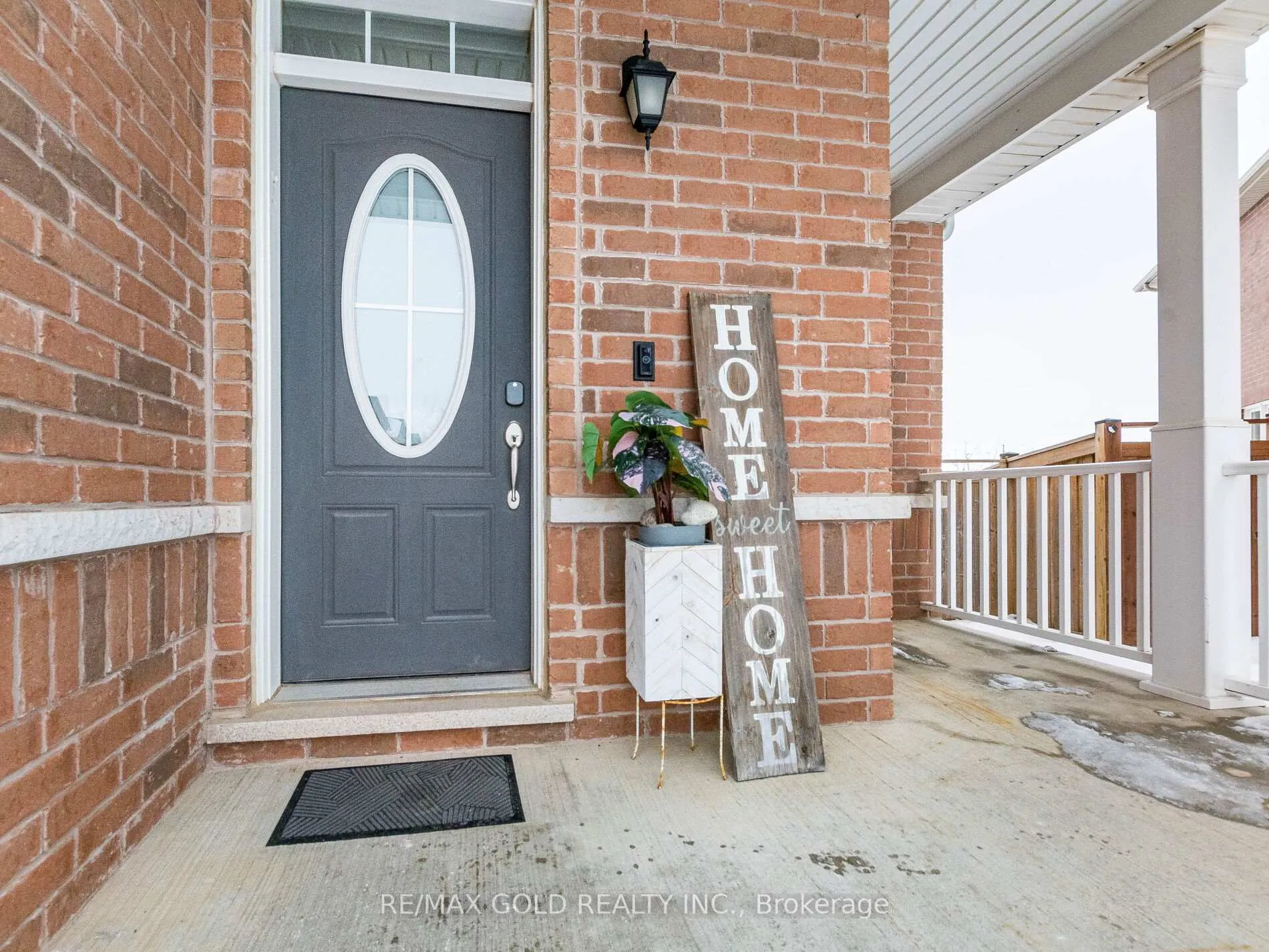 Photo 3 of 9 Polstar Road, Brampton, Northwest Brampton — HOMEH