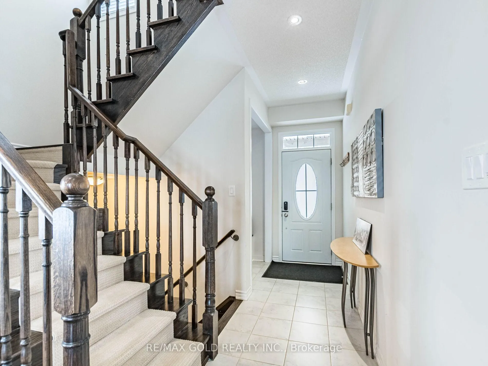 Photo 4 of 9 Polstar Road, Brampton, Northwest Brampton — HOMEH