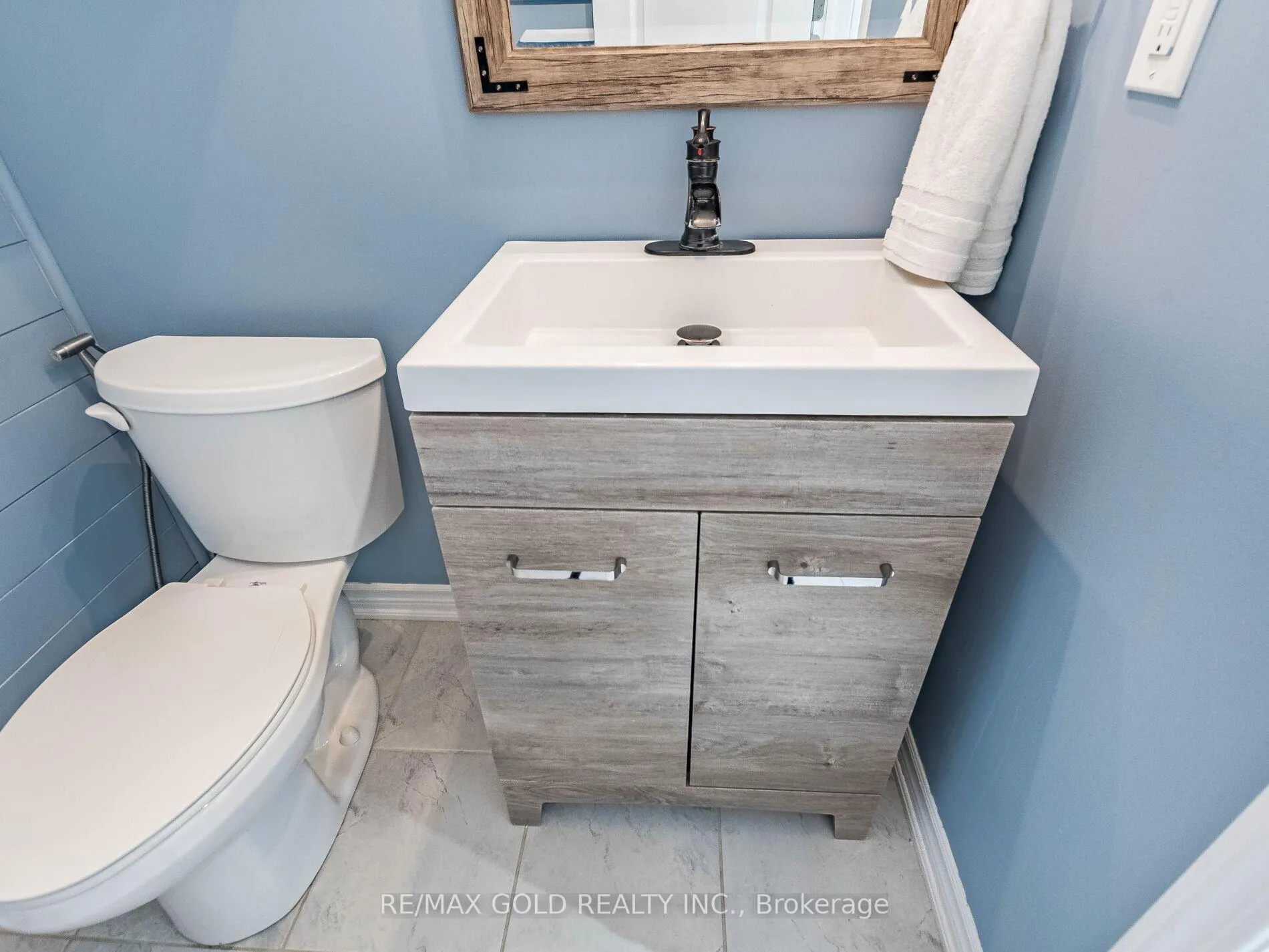 Photo 17 of 9 Polstar Road, Brampton, Northwest Brampton — HOMEH