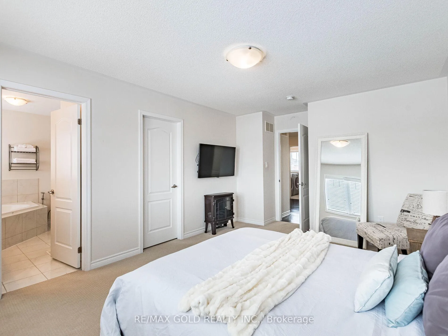 Photo 19 of 9 Polstar Road, Brampton, Northwest Brampton — HOMEH