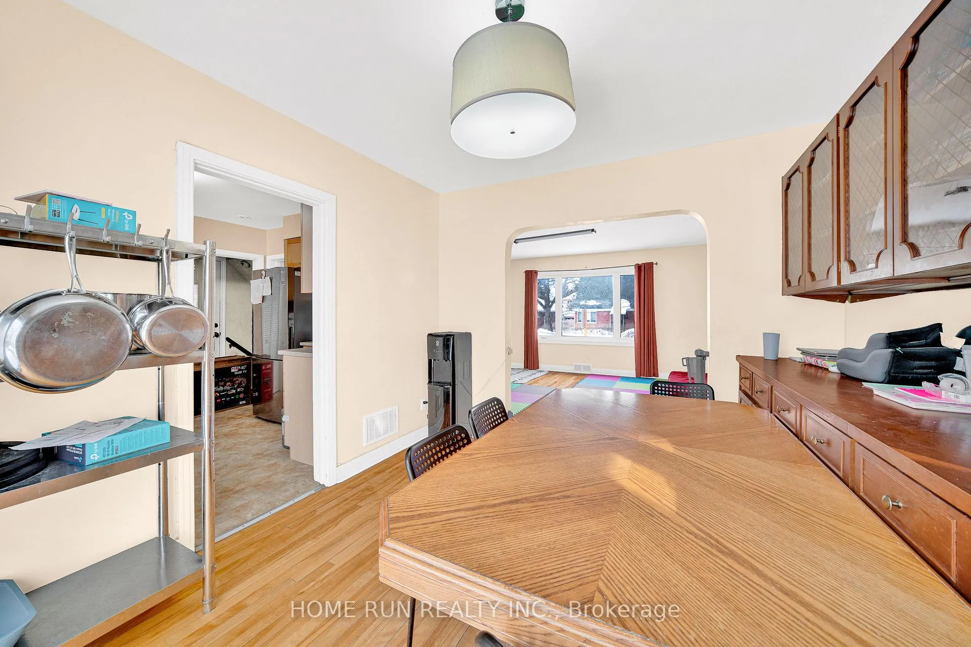 Photo 10 of 546 Donald Street, Ottawa, Castle Heights/Rideau High — HOMEH