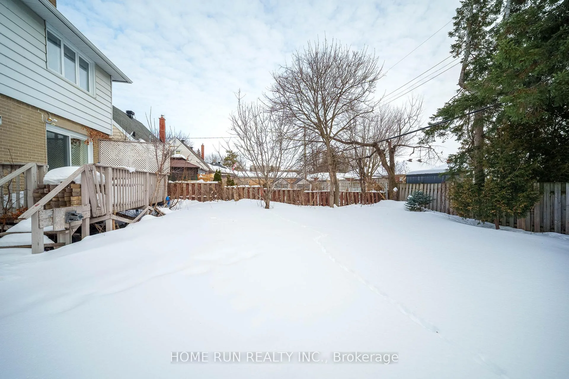 Photo 30 of 546 Donald Street, Ottawa, Castle Heights/Rideau High — HOMEH
