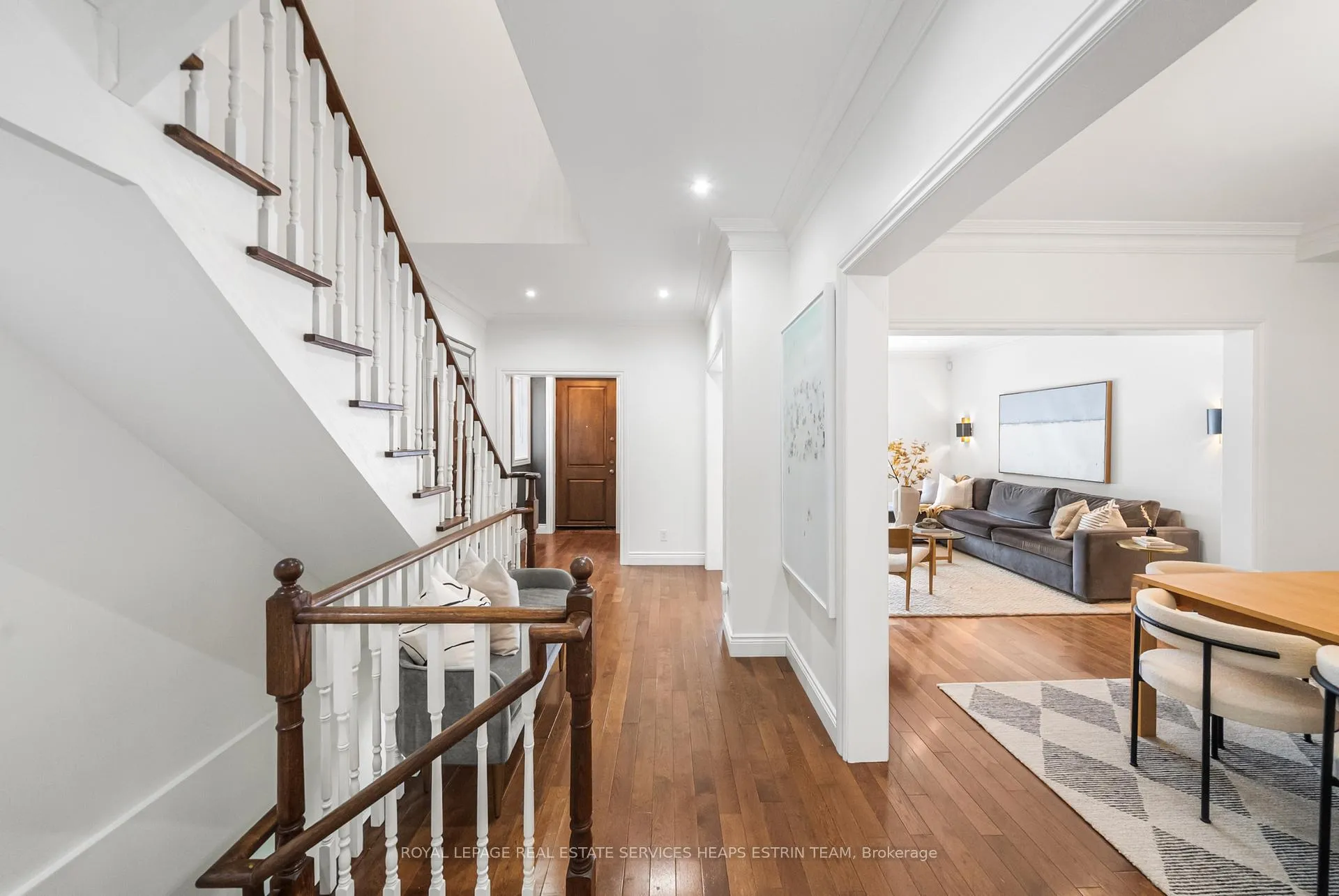 Photo 3 of 68 Burncrest Drive, Toronto, Bedford Park-Nortown — HOMEH