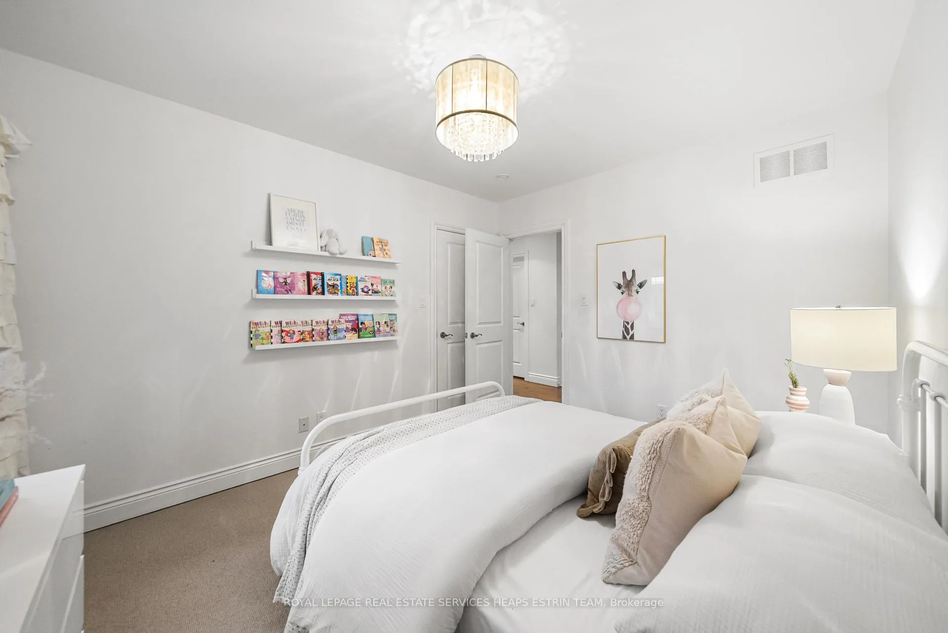 Photo 25 of 68 Burncrest Drive, Toronto, Bedford Park-Nortown — HOMEH