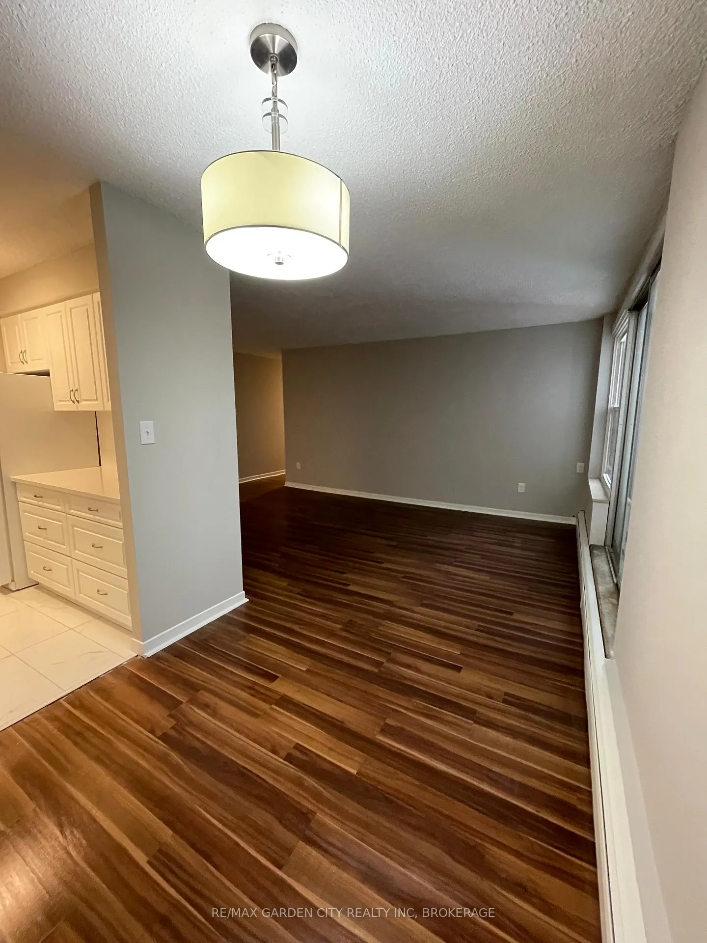 Photo 5 of 151 Plymouth Road, Welland, Lincoln/Crowland — HOMEH