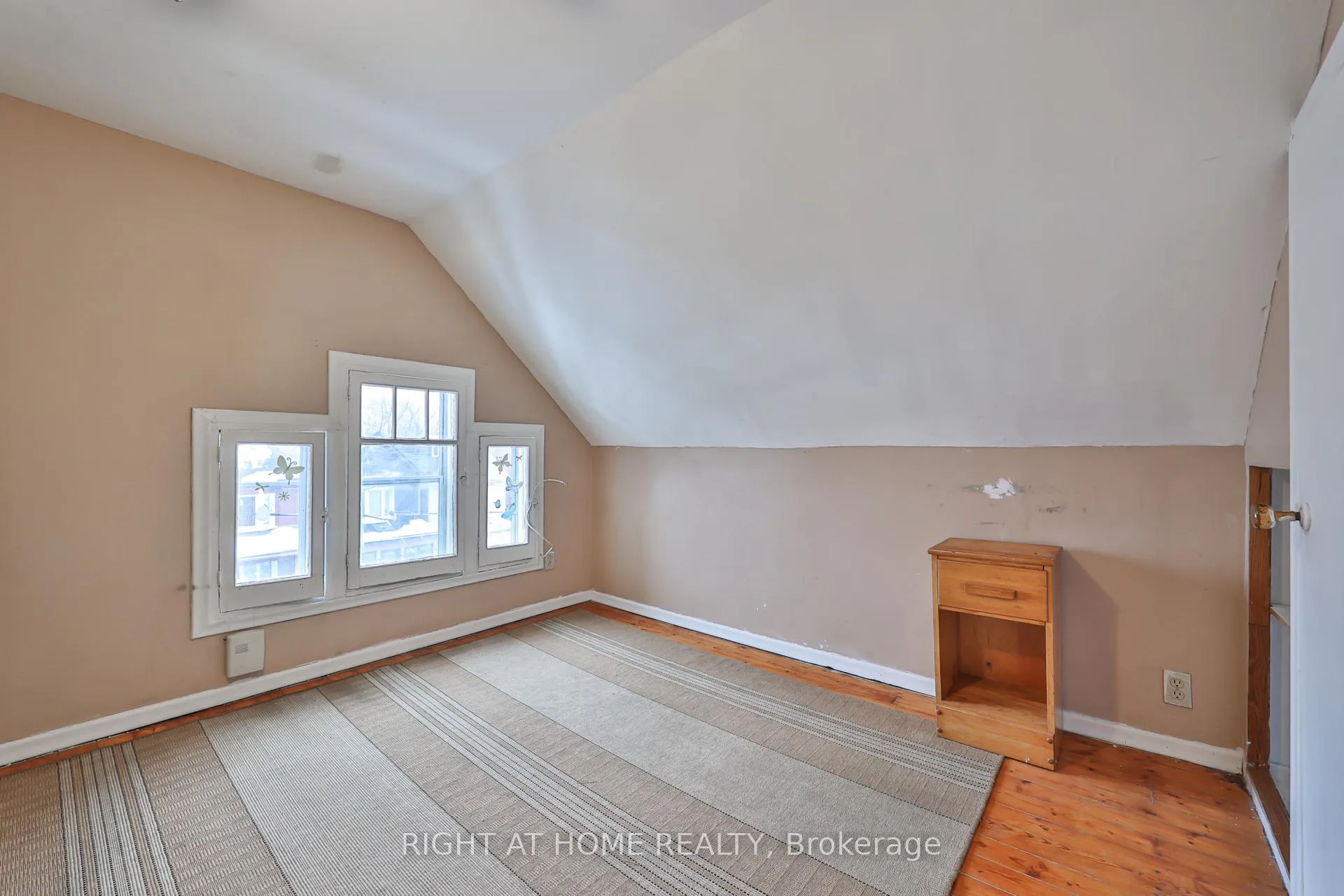 Photo 31 of 1448 Dundas Street E, Toronto, South Riverdale — HOMEH