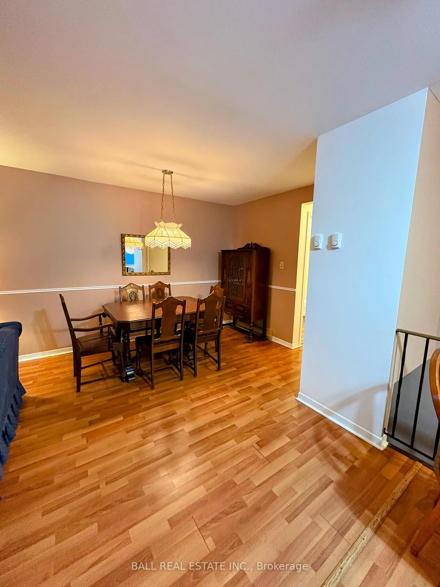 Photo 4 of 807 Laflin Avenue, Cornwall — HOMEH