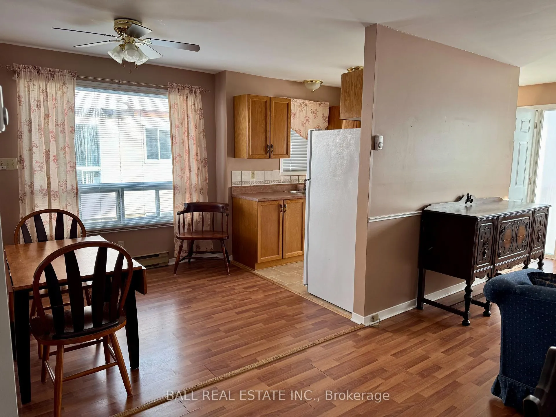 Photo 32 of 807 Laflin Avenue, Cornwall — HOMEH