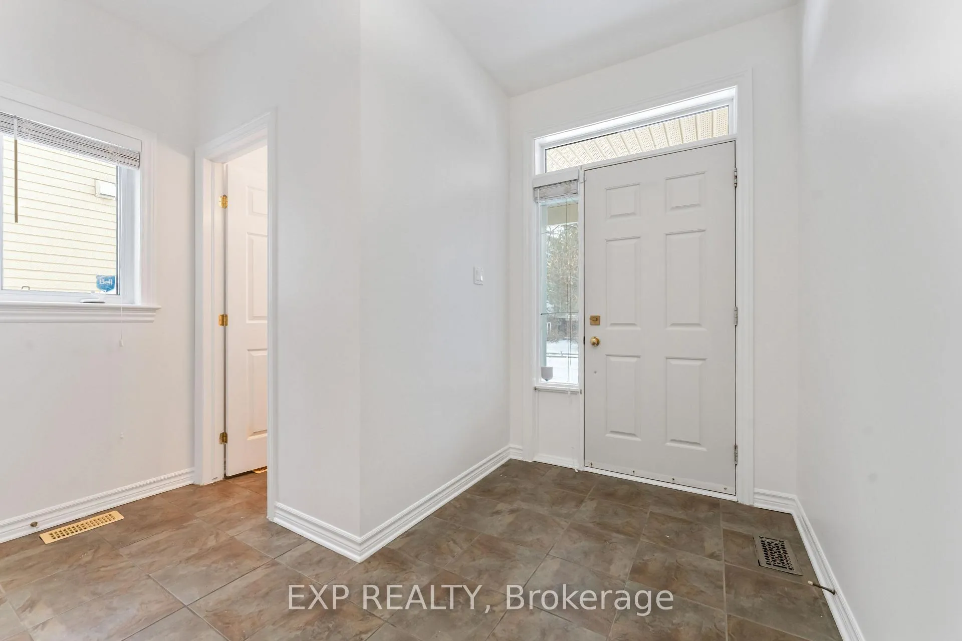 Photo 3 of 119 Anfield Crescent, Ottawa, Barrhaven East — HOMEH