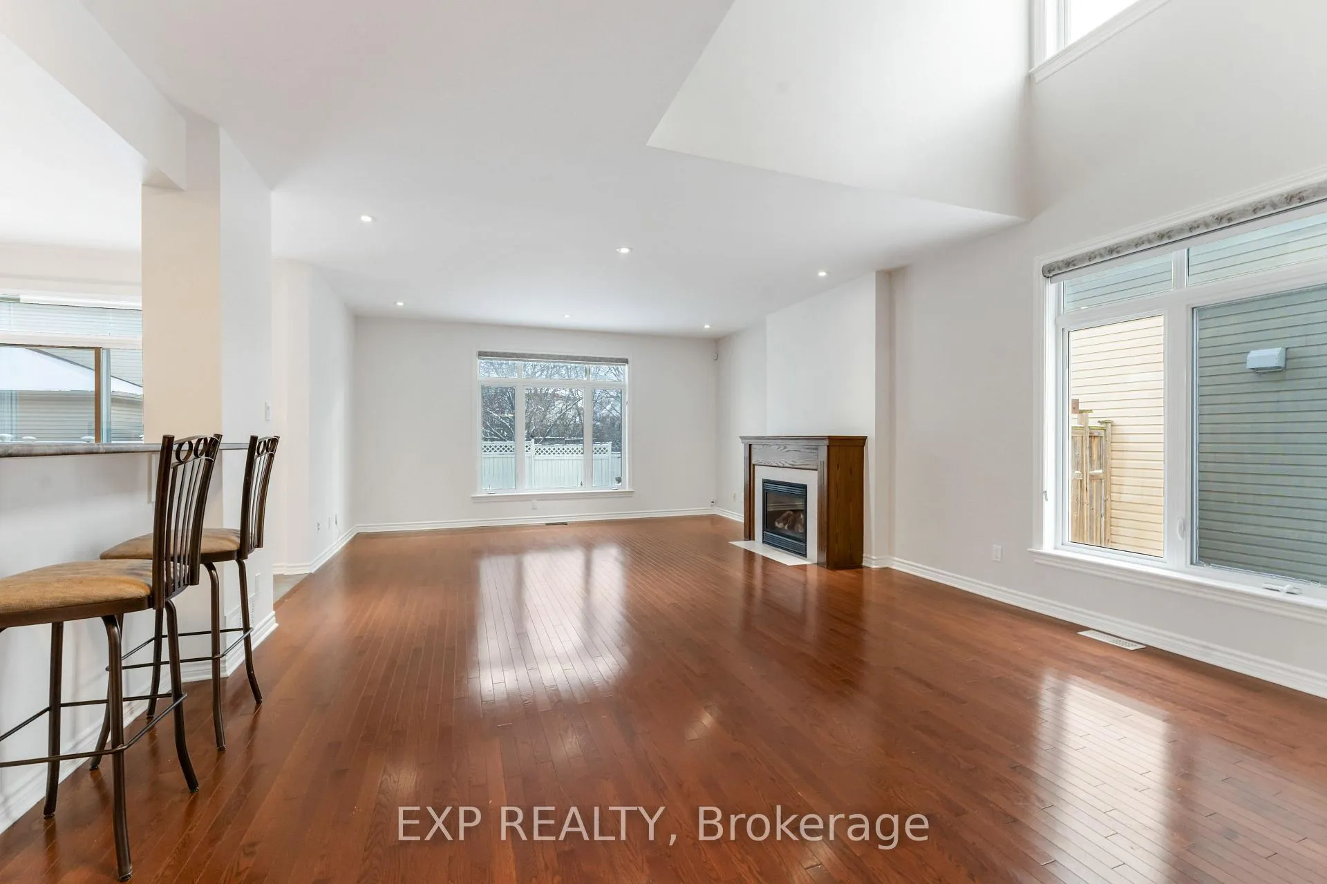 Photo 5 of 119 Anfield Crescent, Ottawa, Barrhaven East — HOMEH