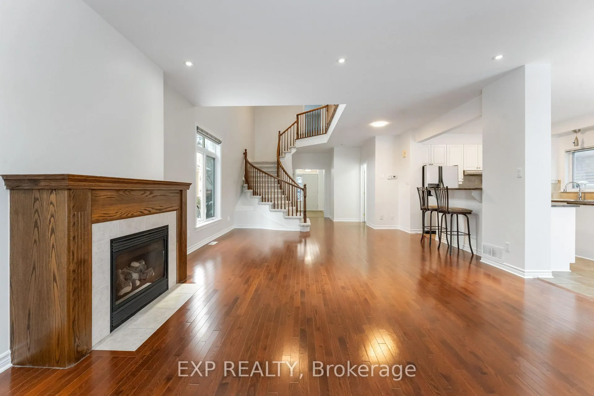 Photo 10 of 119 Anfield Crescent, Ottawa, Barrhaven East — HOMEH
