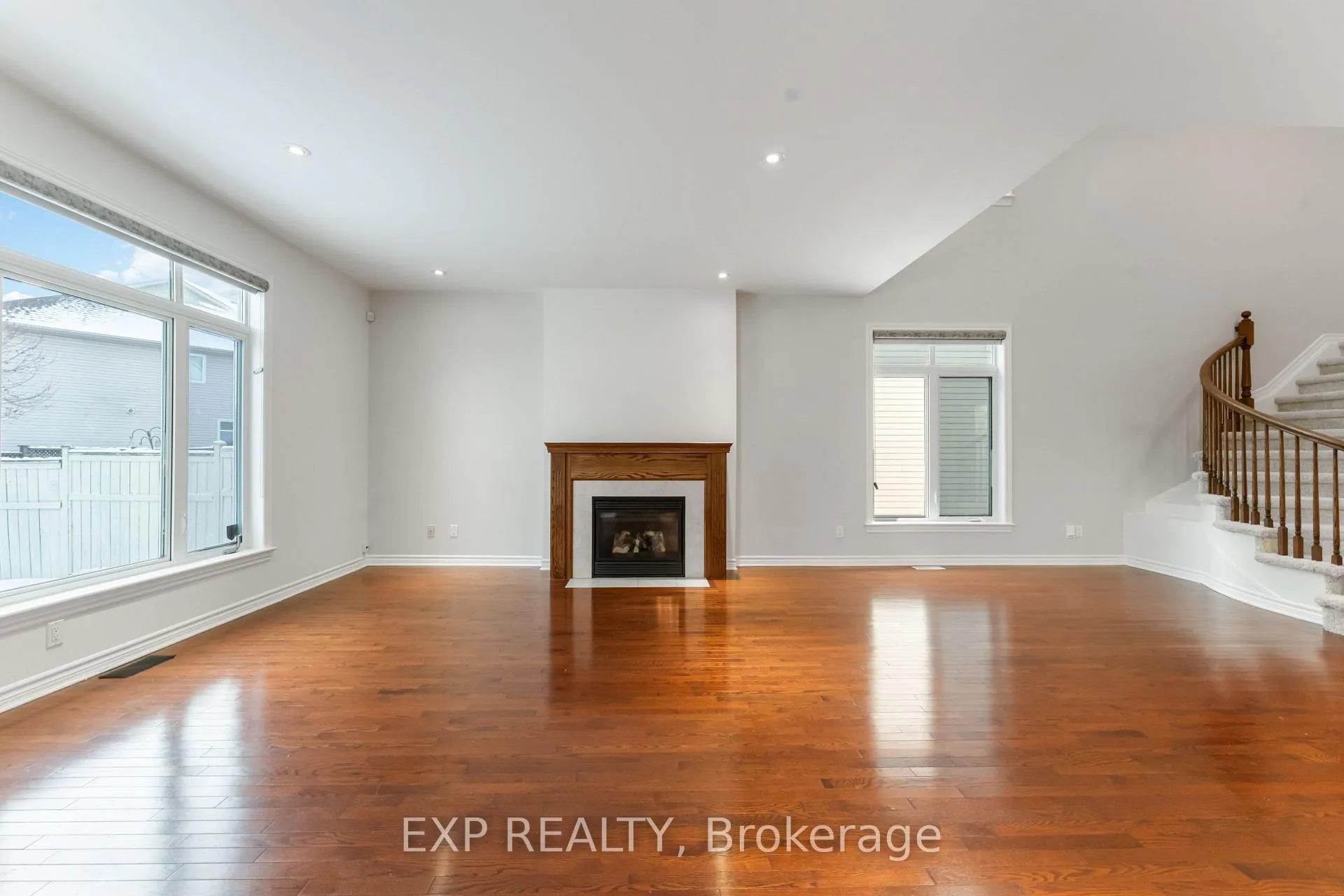 Photo 13 of 119 Anfield Crescent, Ottawa, Barrhaven East — HOMEH