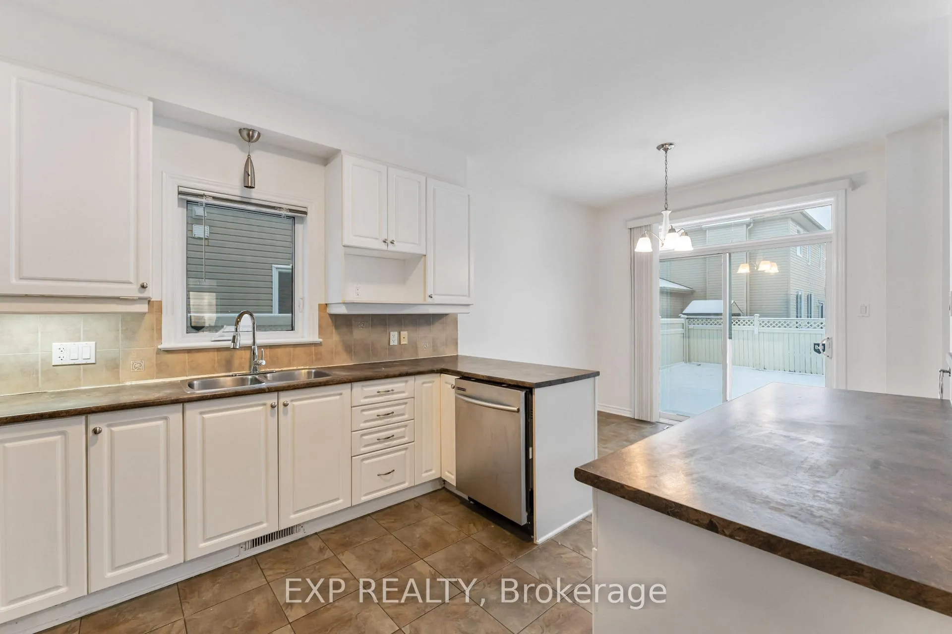 Photo 19 of 119 Anfield Crescent, Ottawa, Barrhaven East — HOMEH