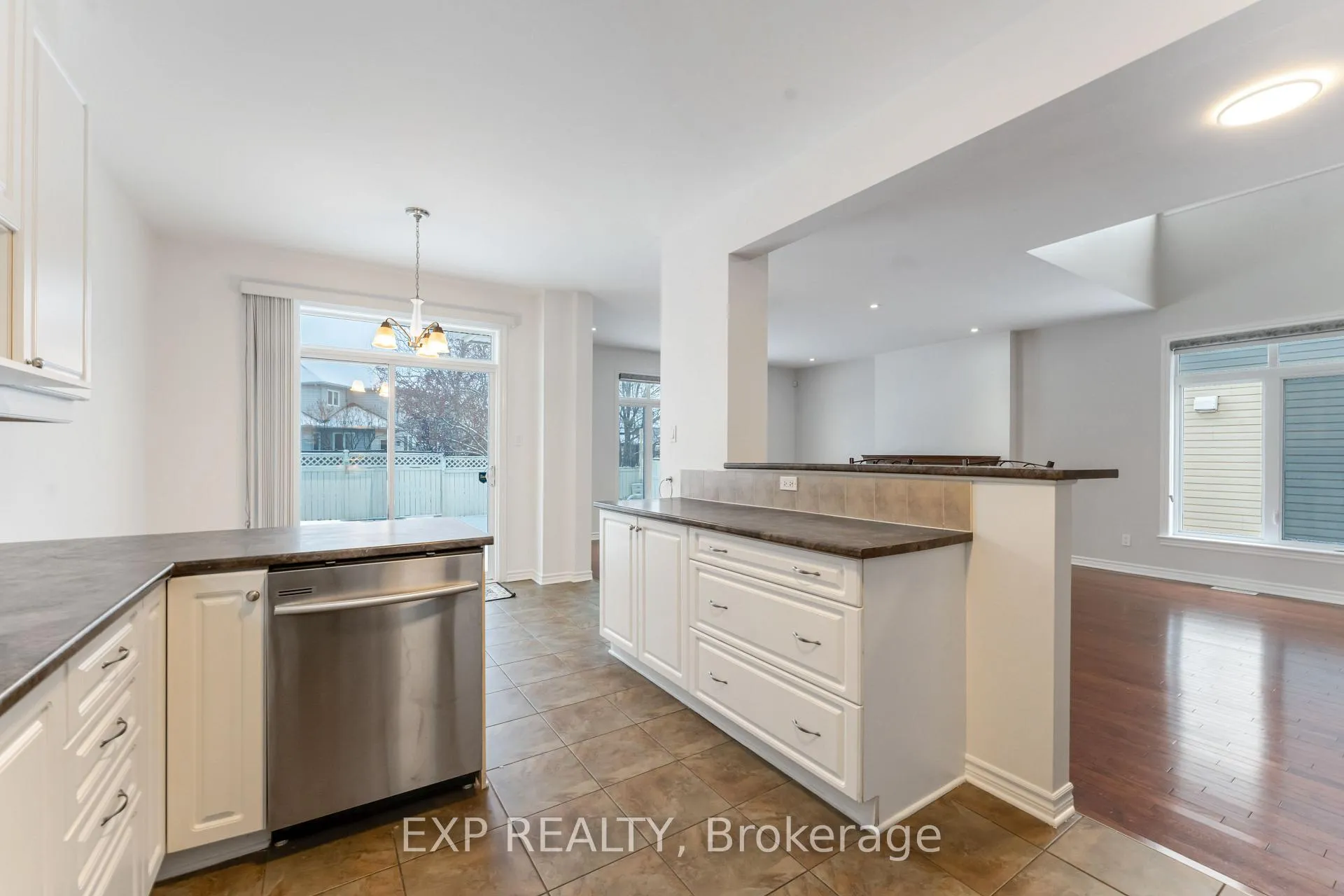 Photo 20 of 119 Anfield Crescent, Ottawa, Barrhaven East — HOMEH