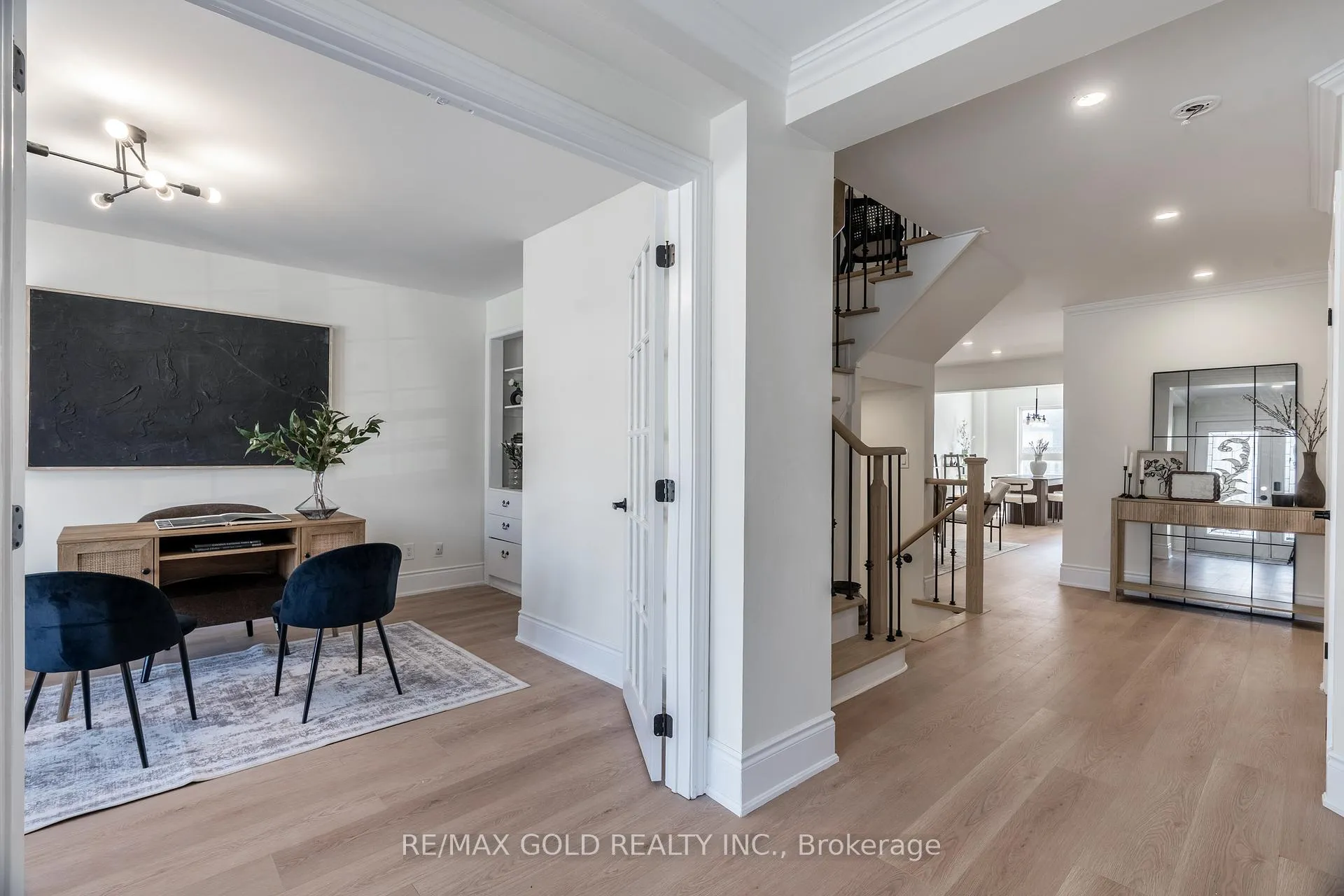 Photo 4 of 9 Morgandale Road, Brampton, Fletcher's Meadow — HOMEH