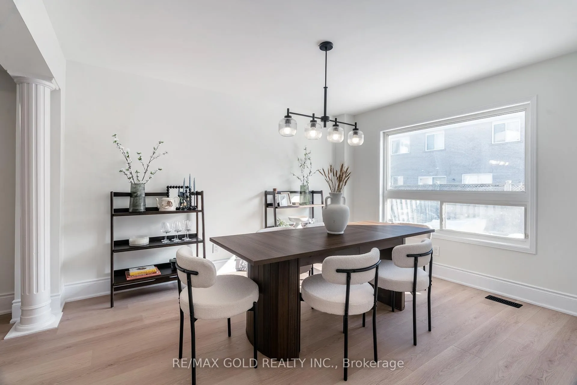 Photo 11 of 9 Morgandale Road, Brampton, Fletcher's Meadow — HOMEH