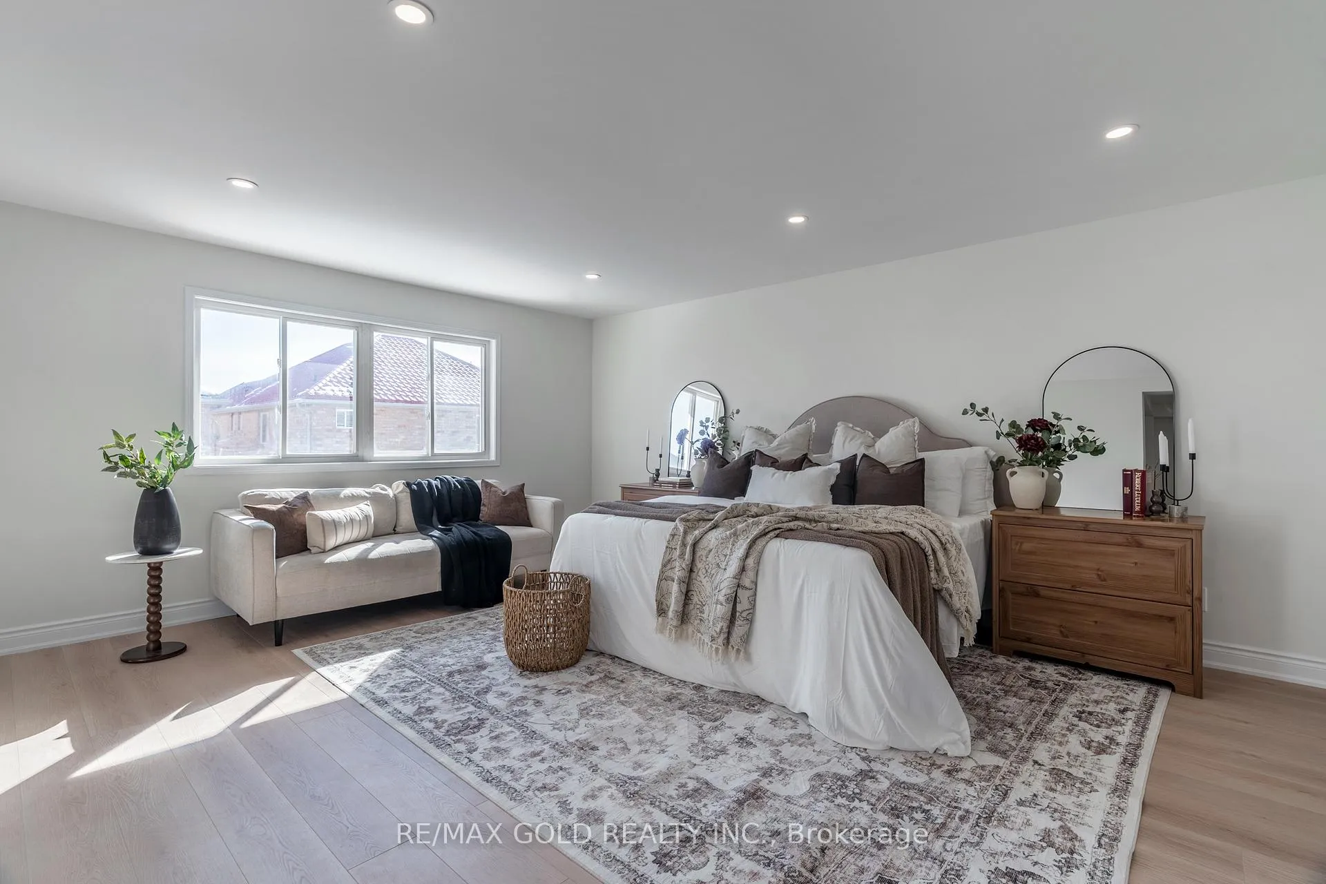 Photo 25 of 9 Morgandale Road, Brampton, Fletcher's Meadow — HOMEH