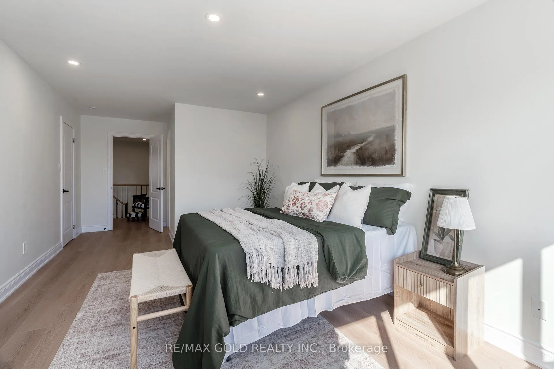Photo 32 of 9 Morgandale Road, Brampton, Fletcher's Meadow — HOMEH