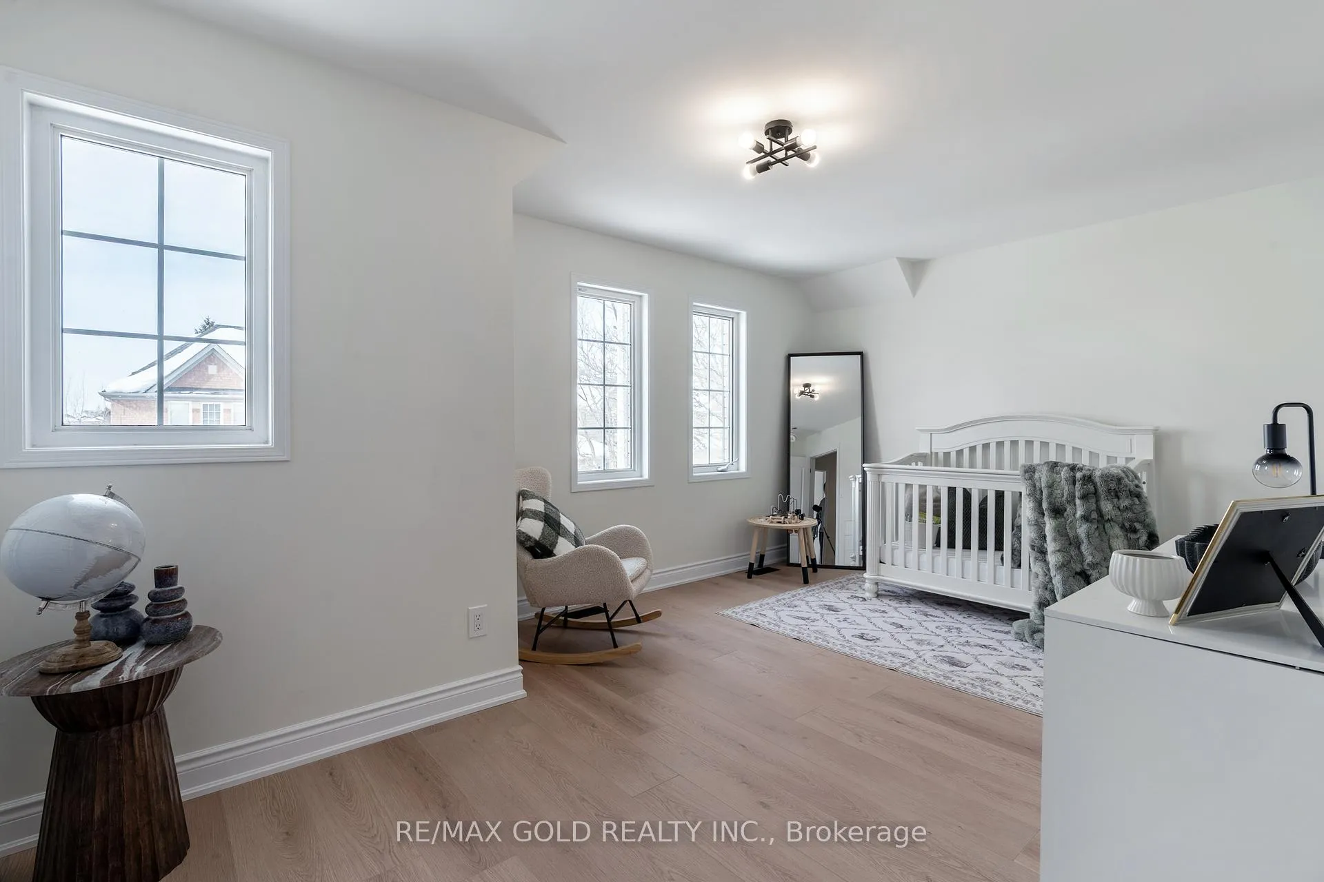 Photo 37 of 9 Morgandale Road, Brampton, Fletcher's Meadow — HOMEH