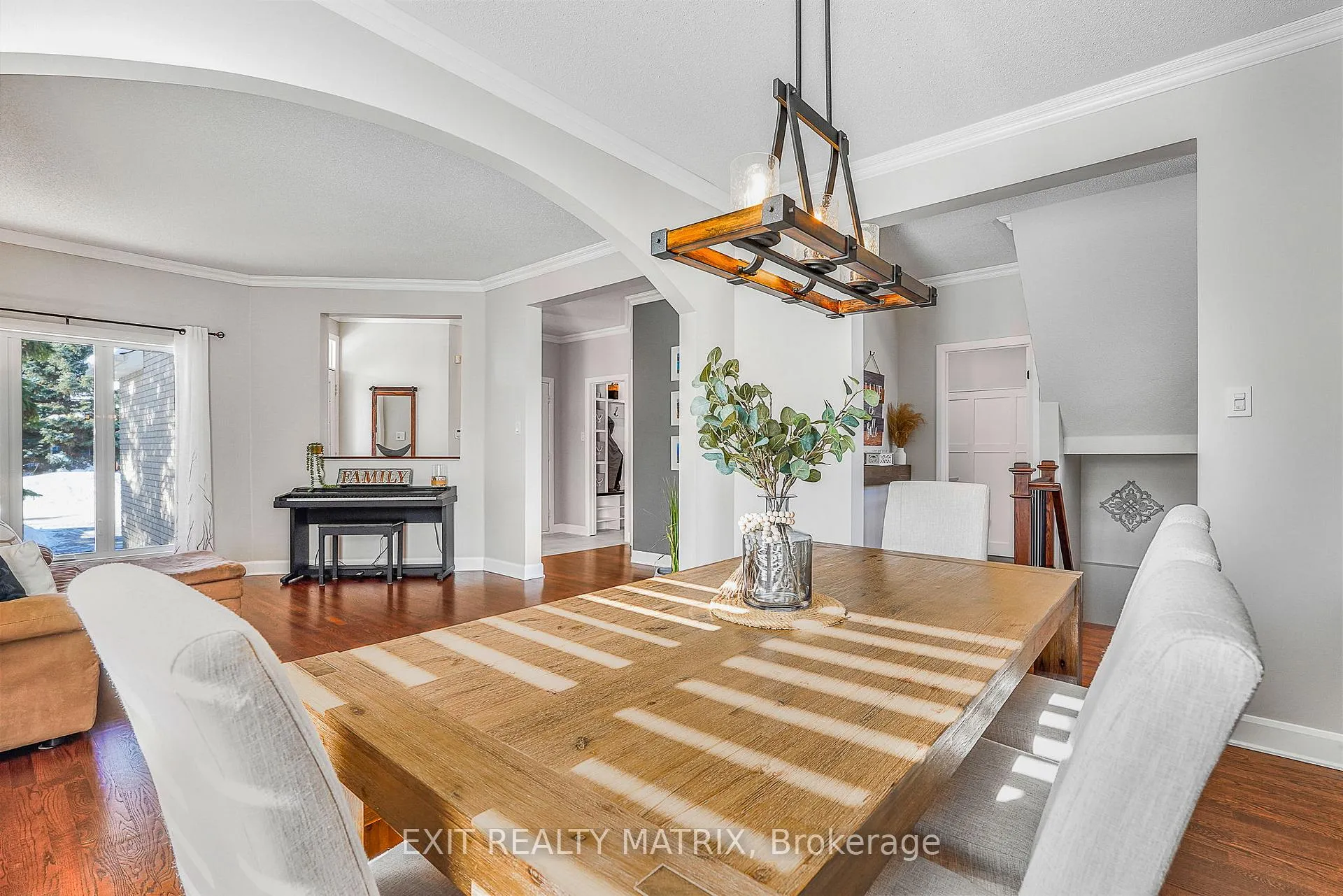 Photo 11 of 1183 Mulder Avenue, Ottawa, Fallingbrook/Gardenway South — HOMEH