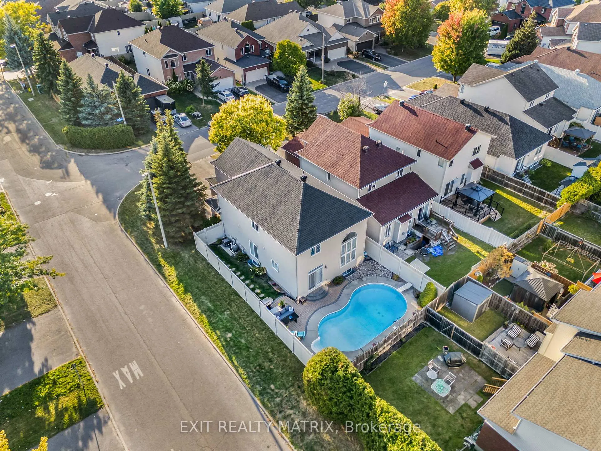 Photo 49 of 1183 Mulder Avenue, Ottawa, Fallingbrook/Gardenway South — HOMEH